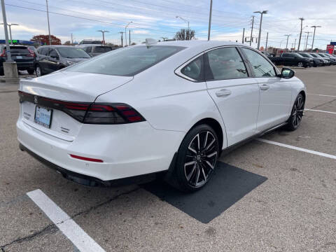 2025 Honda Accord Hybrid Touring