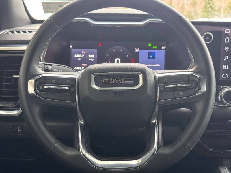 2024 GMC Canyon Elevation