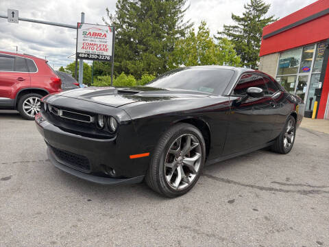 2017 Dodge Challenger SXT Plus