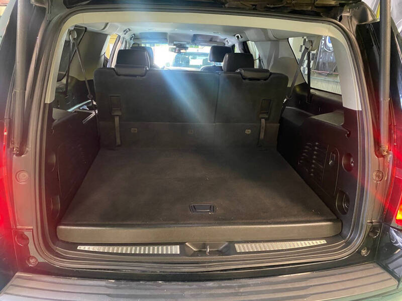 2017 Chevrolet Suburban LT