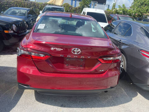 2022 Toyota Camry LE