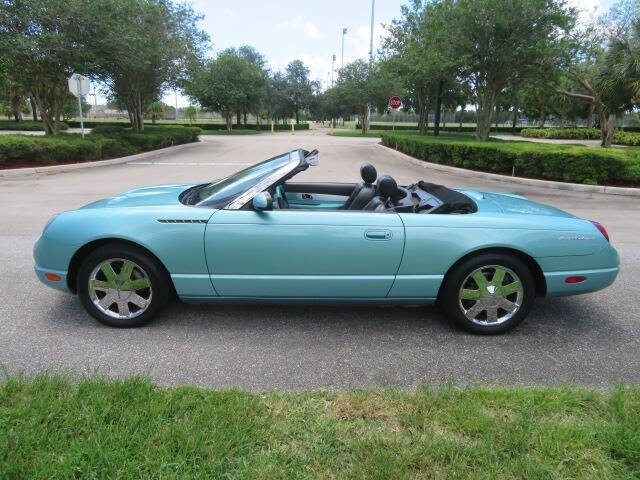 2002 Ford Thunderbird Deluxe