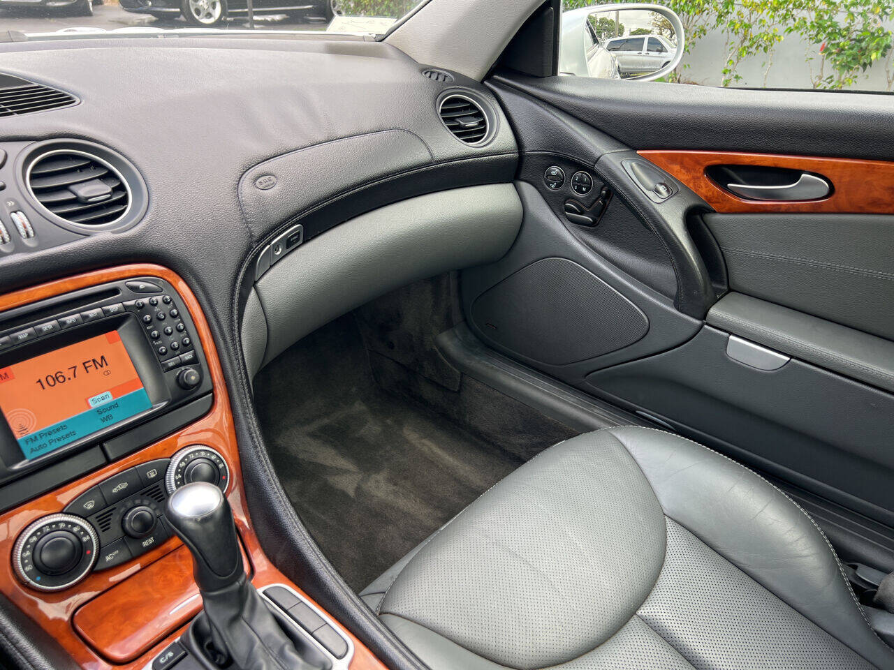 2004 Mercedes-Benz SL-Class  - $12,900