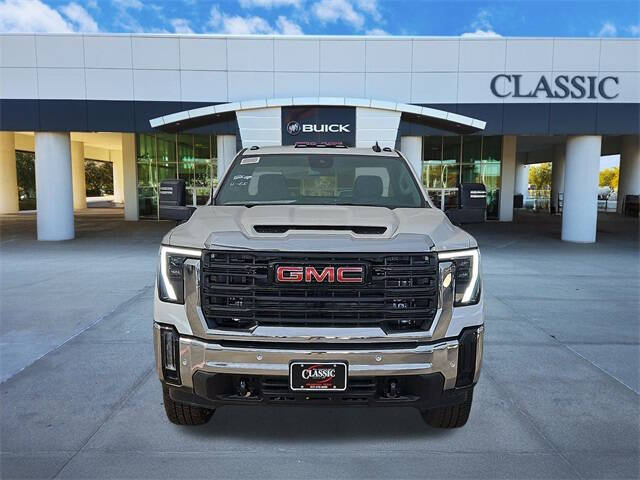 2025 GMC Sierra 3500HD