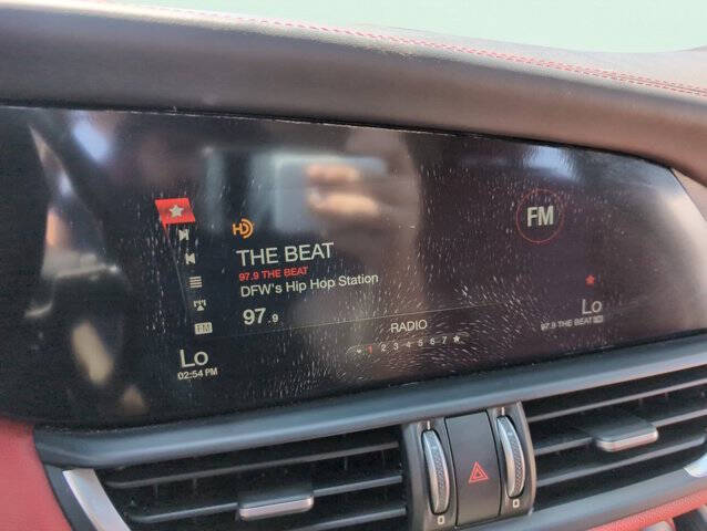 2017 Alfa Romeo Giulia Ti