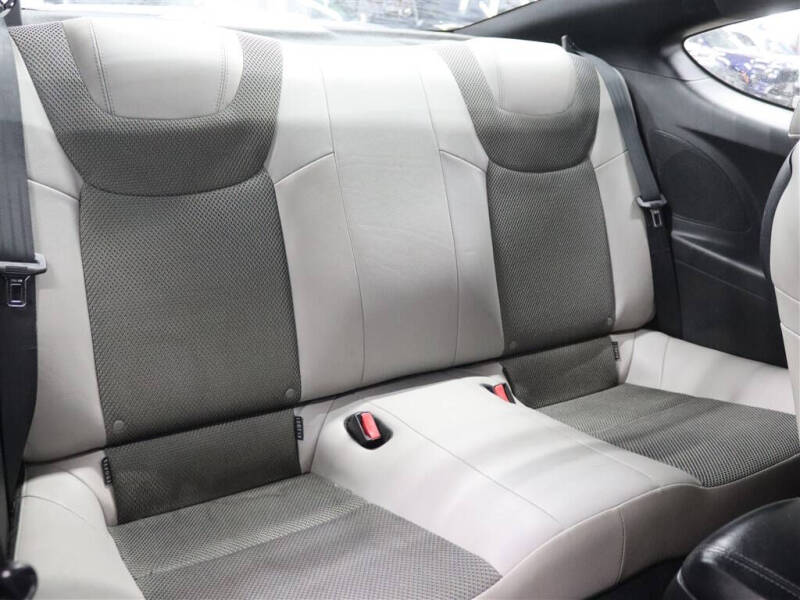 2016 Hyundai Genesis Coupe