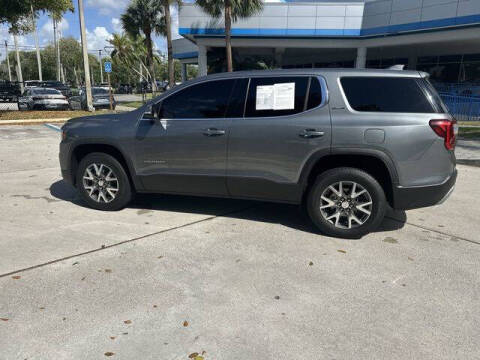 2022 GMC Acadia SLE