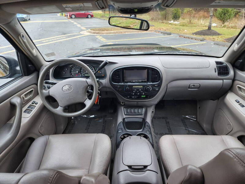 2006 Toyota Sequoia SR5