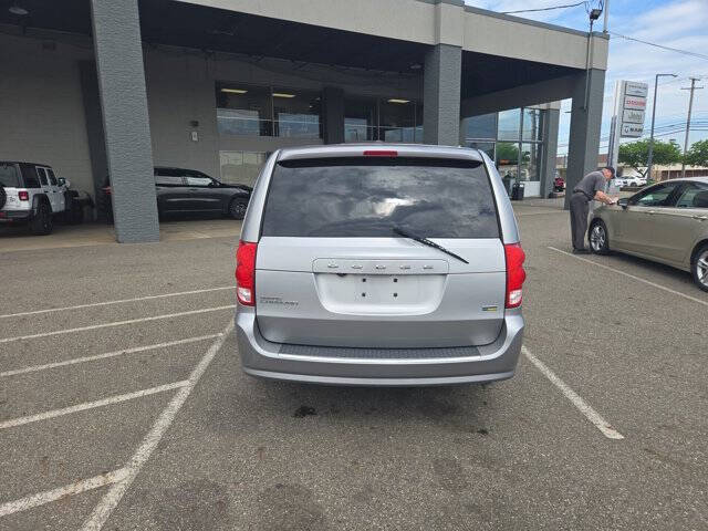 2017 Dodge Grand Caravan SE