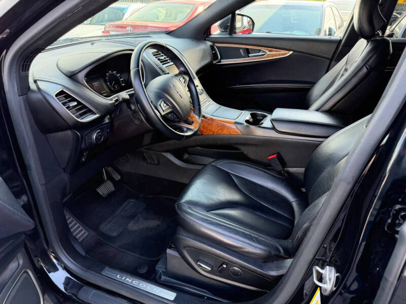 2016 Lincoln MKX Select