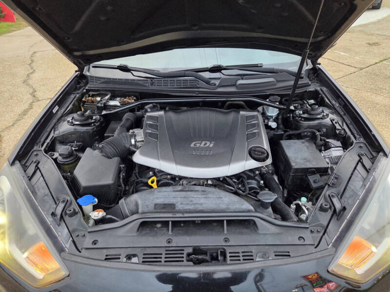 2013 Hyundai Genesis Coupe 3.8 Track