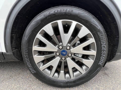 2020 Ford Escape Hybrid Titanium