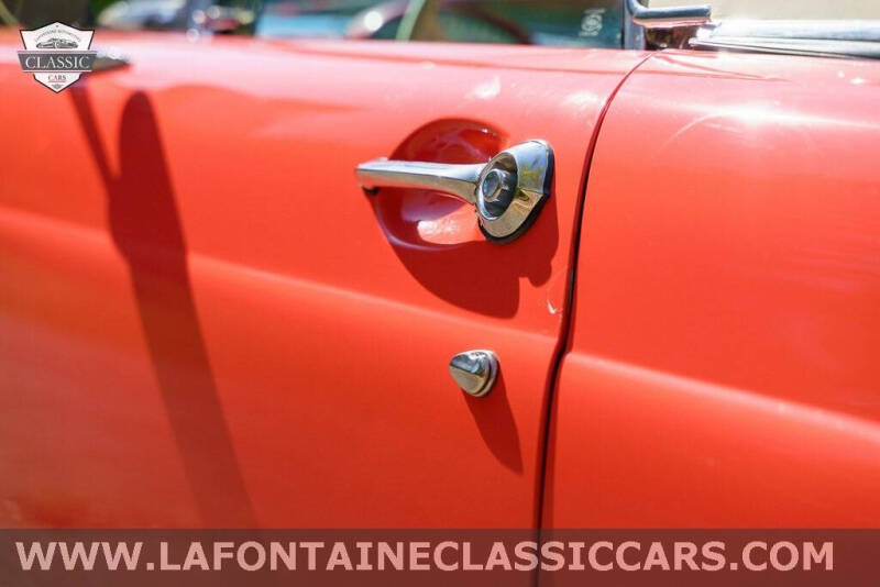 1956 Ford Thunderbird