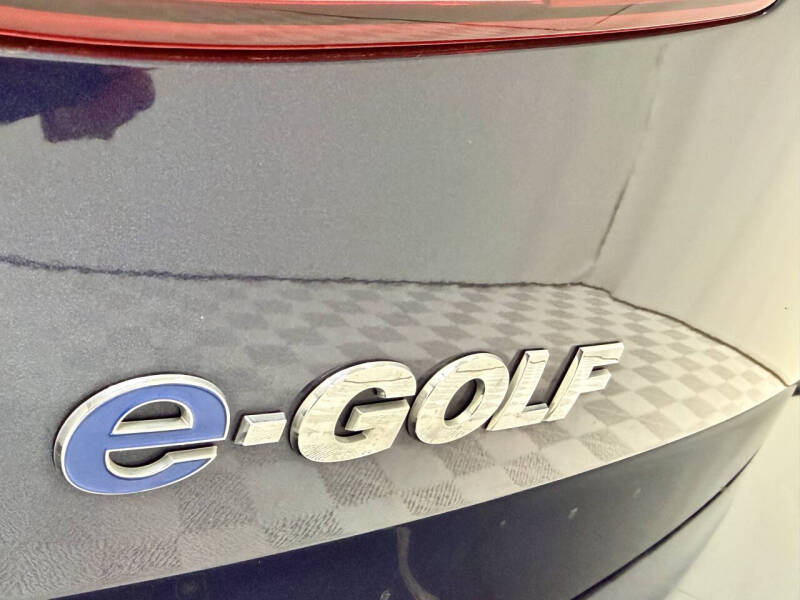 2016 Volkswagen e-Golf SE