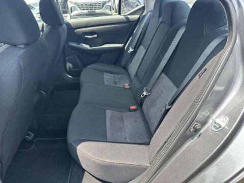 2022 Nissan Sentra SR