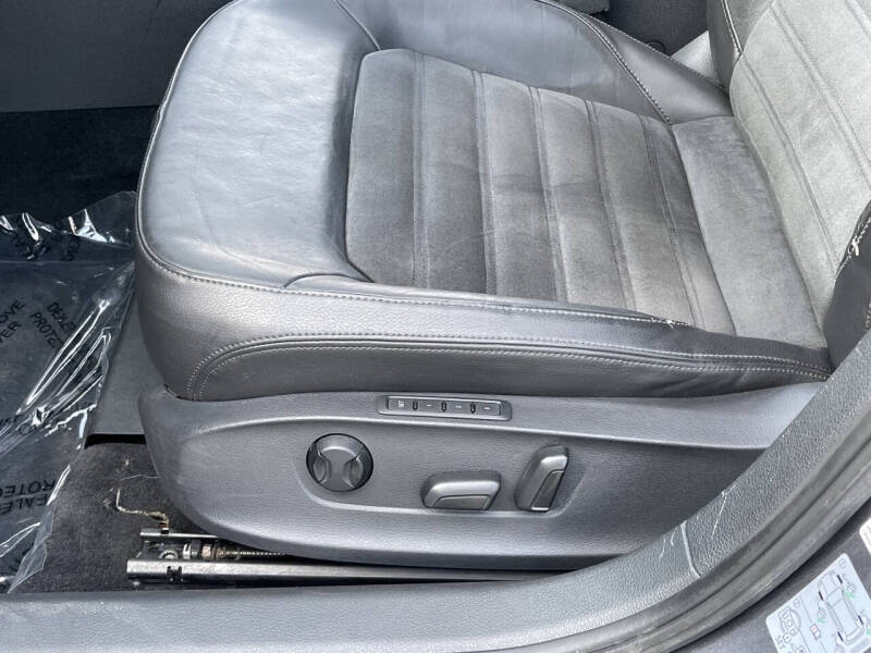 2015 Volkswagen Passat 2.0L TDI SEL Premium