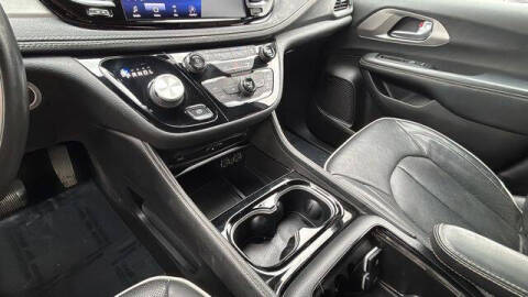 2021 Chrysler Pacifica Hybrid Limited