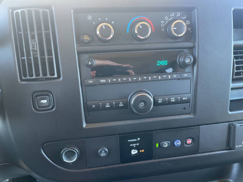 2023 GMC Savana LS 3500
