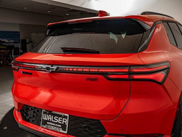 2025 Chevrolet Equinox EV RS