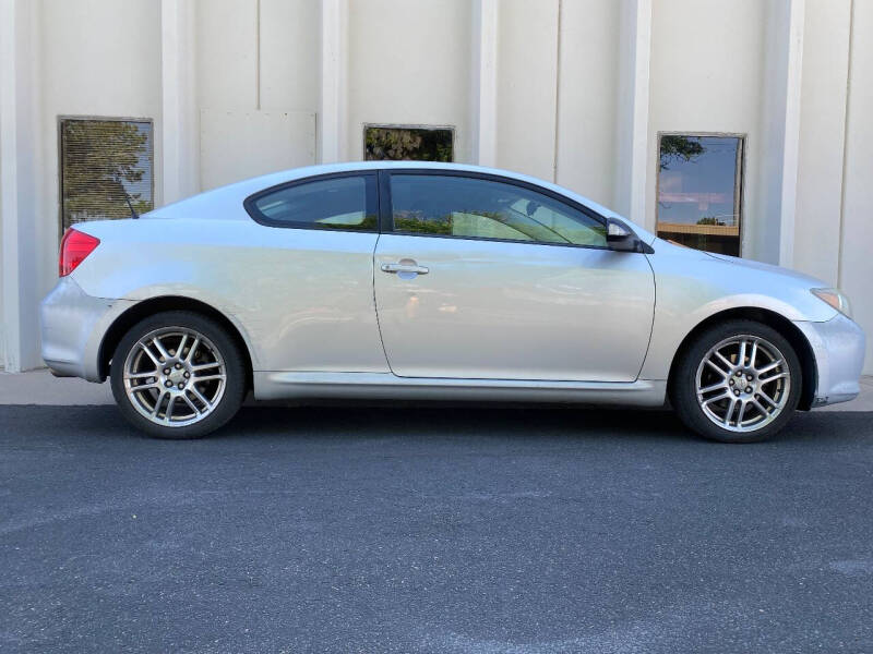 2005 Scion tC