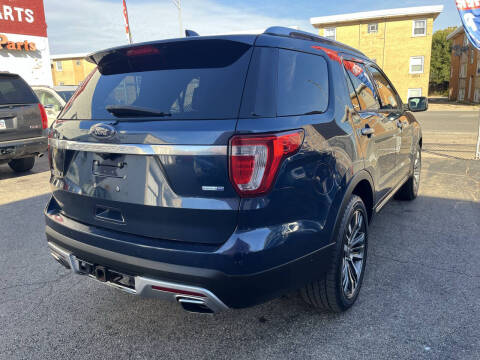 2017 Ford Explorer Platinum