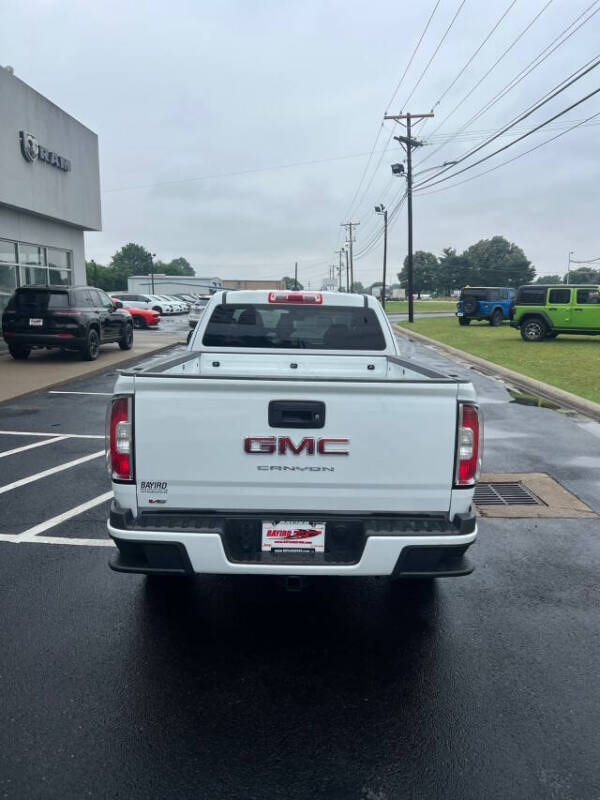 2022 GMC Canyon Elevation Standard