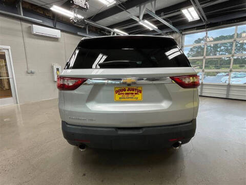 2021 Chevrolet Traverse LS