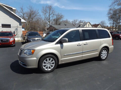2015 Chrysler Town and Country for sale at Goodman Auto Sales in Lima OH