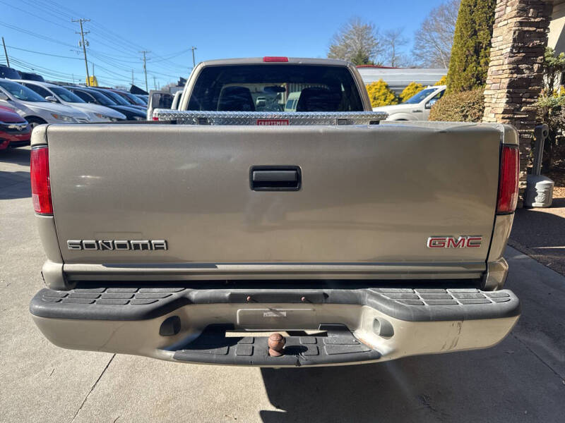 2003 GMC Sonoma SLS