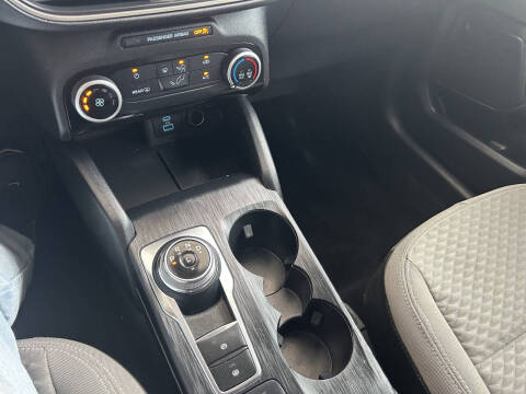 2022 Ford Escape SE