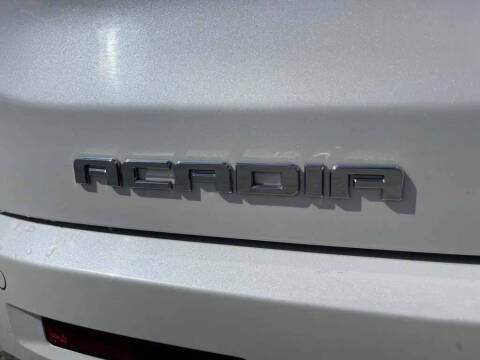 2017 GMC Acadia Denali