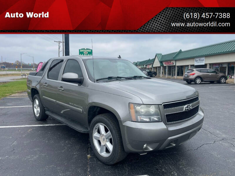 2008 Chevrolet Avalanche for sale at Auto World in Carbondale IL