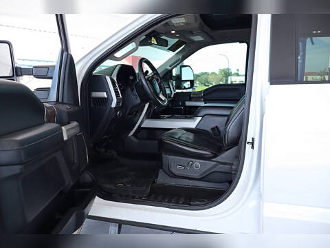 2017 Ford F-350 Super Duty Lariat