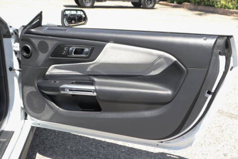 2025 Ford Mustang EcoBoost