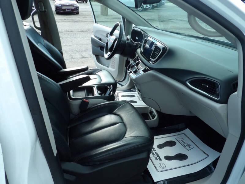 2017 Chrysler Pacifica