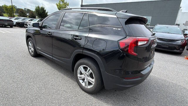 2022 GMC Terrain SLE