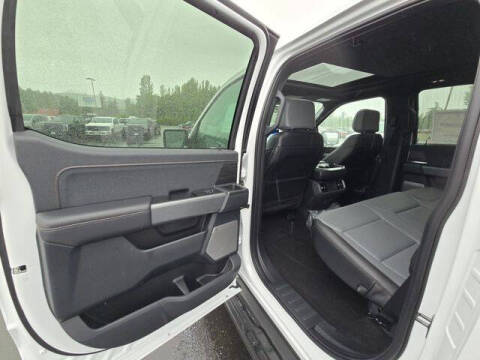 2025 Ford F-150 Lightning Lariat