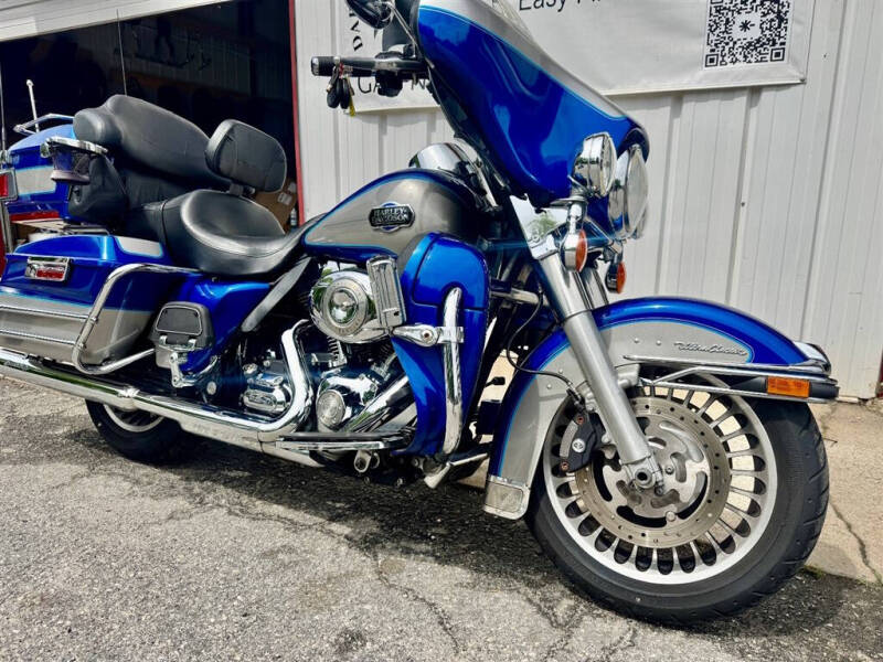 2009 Harley-Davidson FLHTCU -
