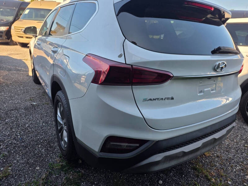 2020 Hyundai Santa Fe SE