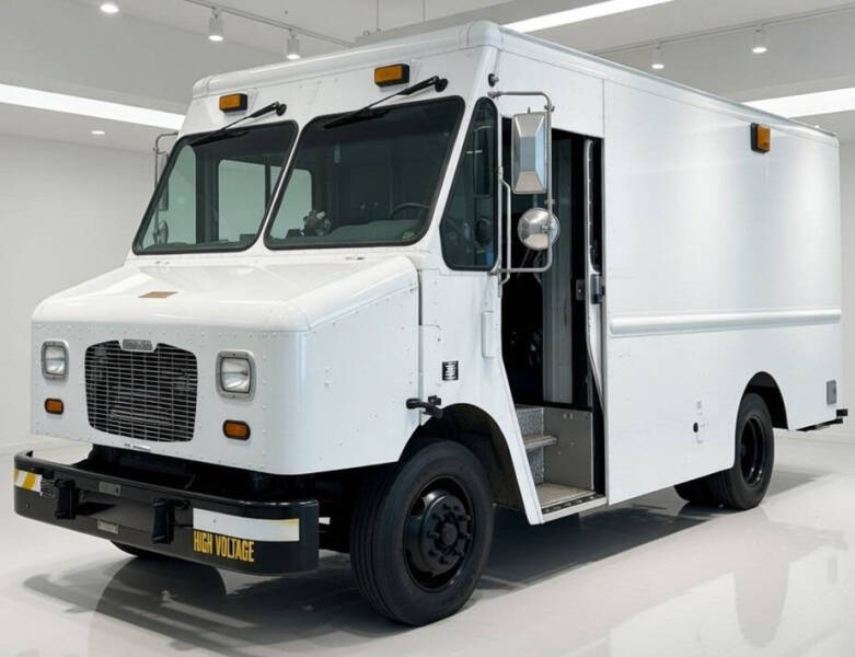 2011 Freightliner MT45 Chassis