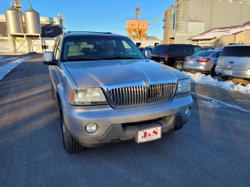 2005 Lincoln Aviator for sale at J & S Auto Sales in Thompson ND