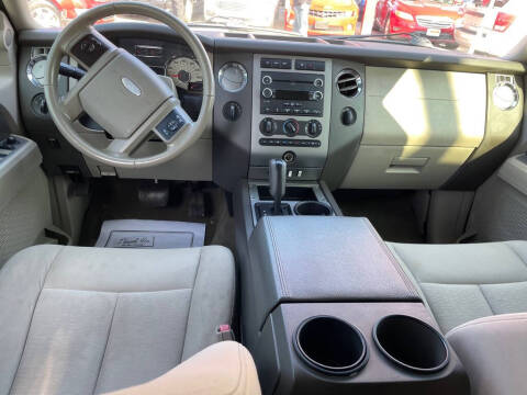 2012 Ford Expedition EL XL