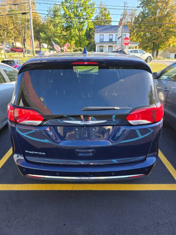 2018 Chrysler Pacifica Touring L Plus