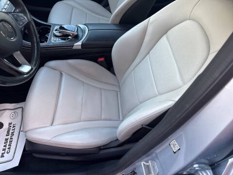 2016 Mercedes-Benz C-Class