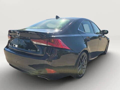 2017 Lexus IS 200t