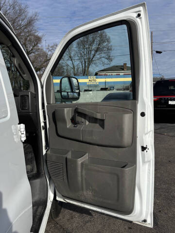 2019 Chevrolet Express 2500