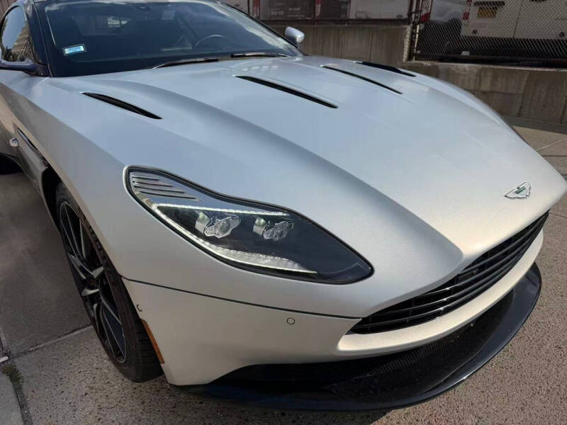 2018 Aston Martin DB11 V12