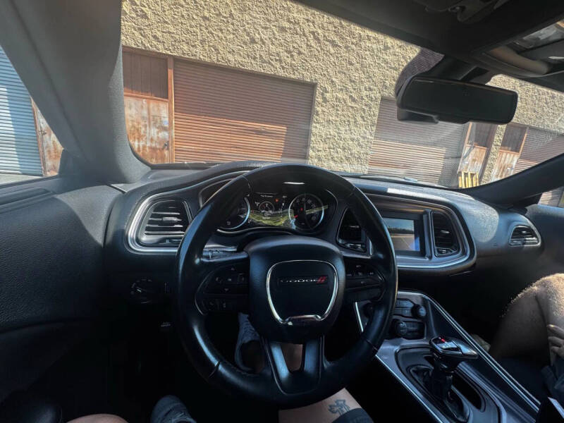 2019 Dodge Challenger SXT