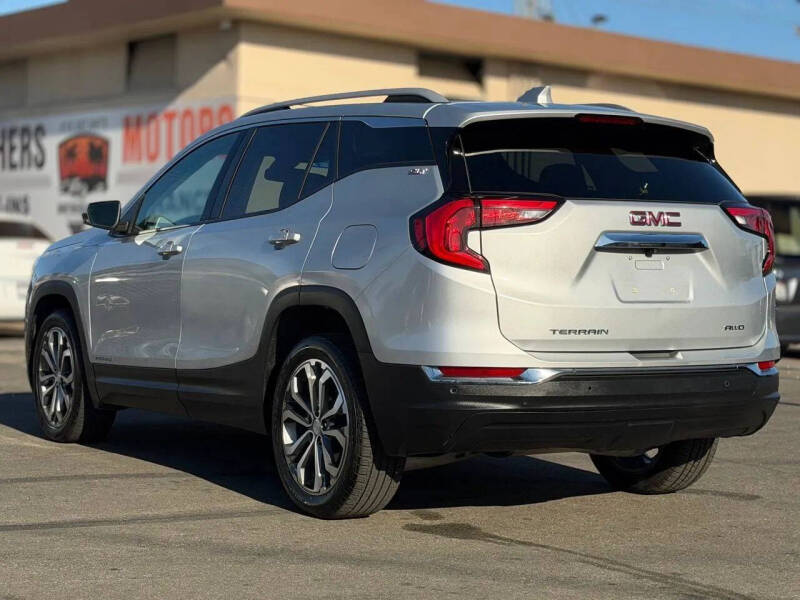 2020 GMC Terrain SLT