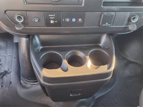 2024 Chevrolet Express 2500